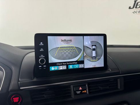 Used 2025 Honda Pilot Elite image 21