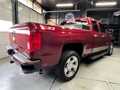 Used 2017 Chevrolet Silverado 1500 LTZ Z71 w/ LTZ Plus Package image 3