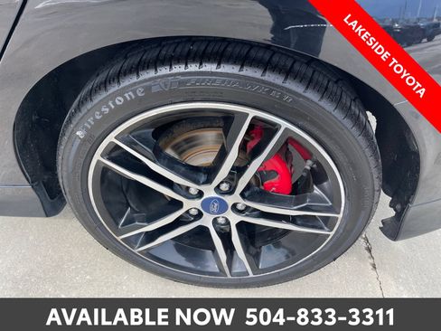 Used 2018 Ford Focus ST FWD image 12