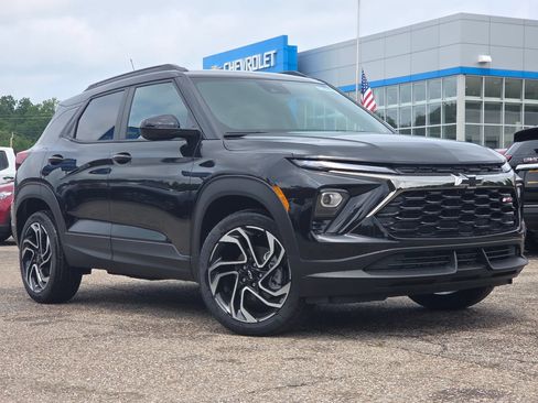 New 2026 Chevrolet TrailBlazer RS w/ Convenience Package AWD/4WD image 2