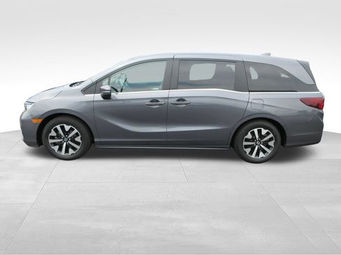 Used 2025 Honda Odyssey EX-L image 2