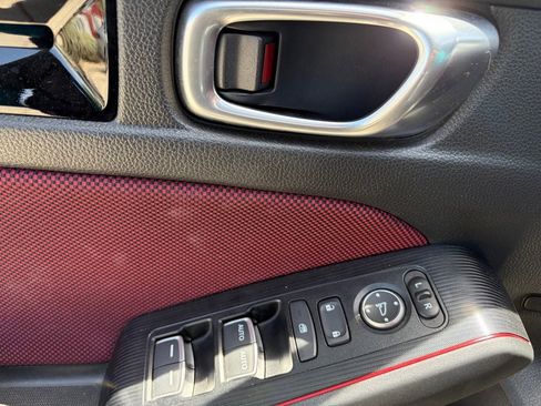Used 2024 Honda Civic Si image 8