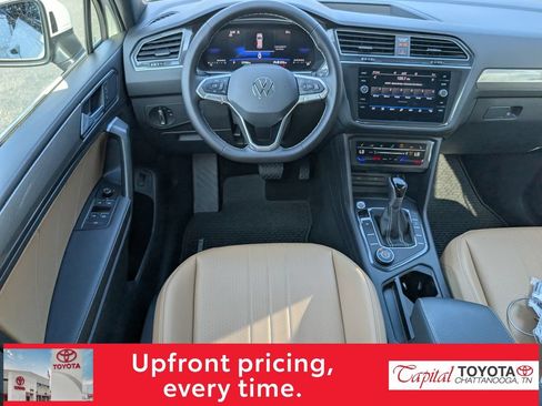 Used 2024 Volkswagen Tiguan SE AWD/4WD image 13