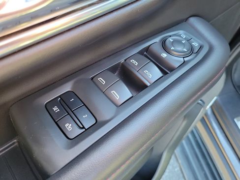 Used 2021 Chevrolet Tahoe RST RWD image 16