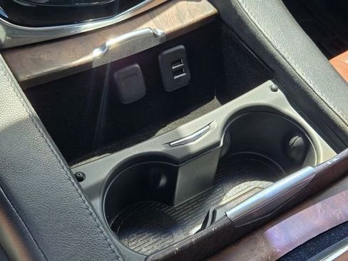 Used 2015 Cadillac Escalade Luxury image 23