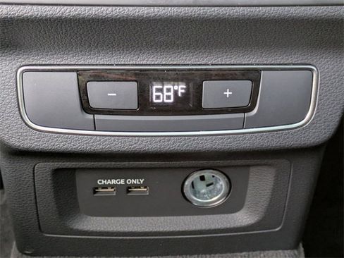 Used 2024 Audi Q5 2.0T Premium Plus image 16