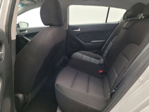 Used 2017 Kia Forte LX w/ Option Group 020 FWD image 18