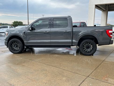 Used 2021 Ford F150 Lariat w/ Equipment Group 502A High AWD/4WD image 10