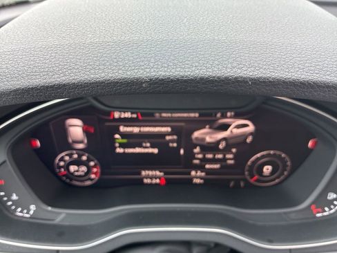 Used 2020 Audi SQ5 Prestige w/ Prestige Package AWD/4WD image 17