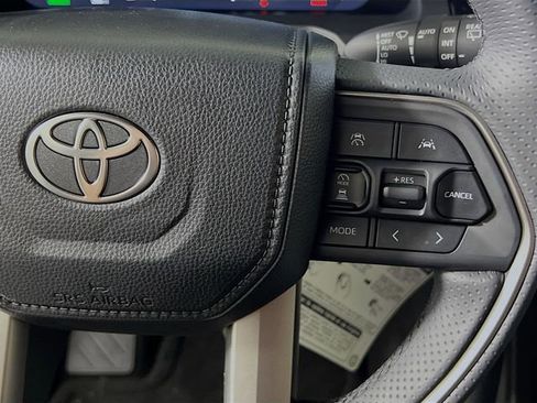 New 2026 Toyota 4Runner 4WD image 17