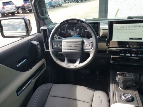 New 2026 GMC Hummer EV SUV AWD/4WD image 14