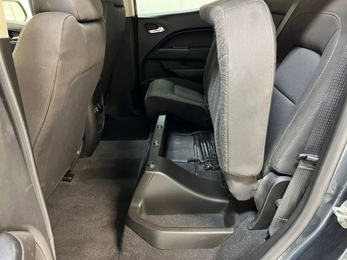 Used 2020 Chevrolet Colorado LT w/ LT Convenience Package image 26