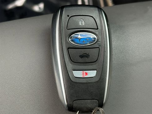 Certified 2025 Subaru Outback Onyx Edition image 28