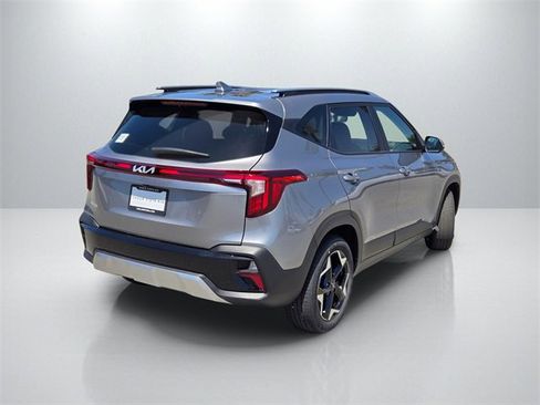 New 2026 Kia Seltos S image 4