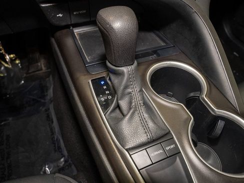 Used 2023 Toyota Camry LE image 14