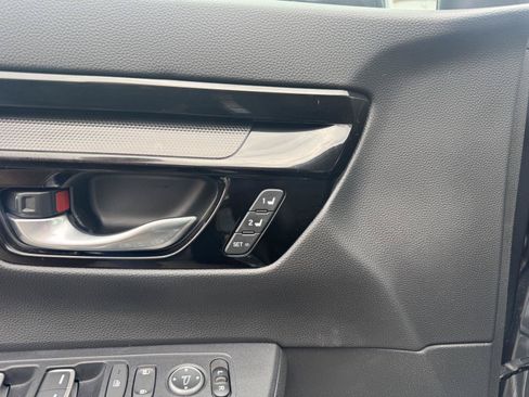 Used 2025 Honda CR-V EX-L image 26