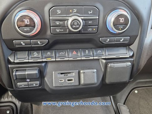 Used 2021 GMC Sierra 1500 SLT w/ X31 Off-Road Package image 16