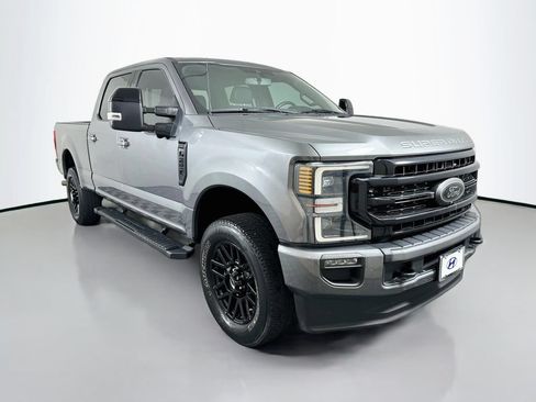 Used 2022 Ford F250 Lariat w/ Black Appearance Package AWD/4WD image 3