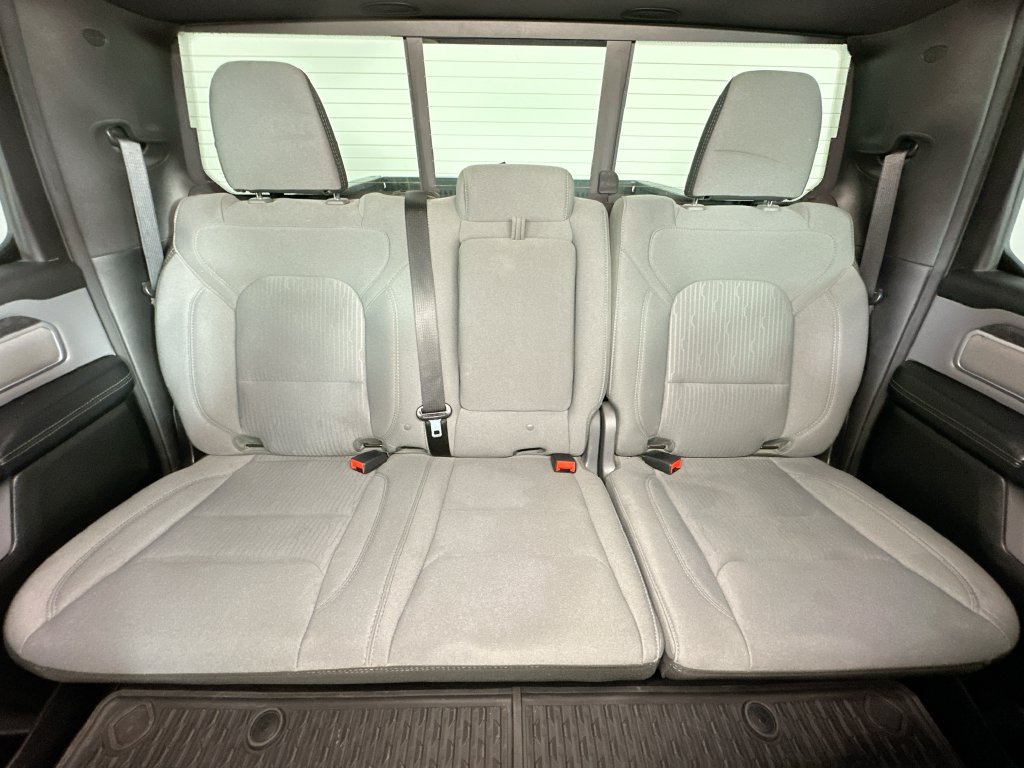 Used 2021 RAM 1500 Big Horn AWD/4WD image 12