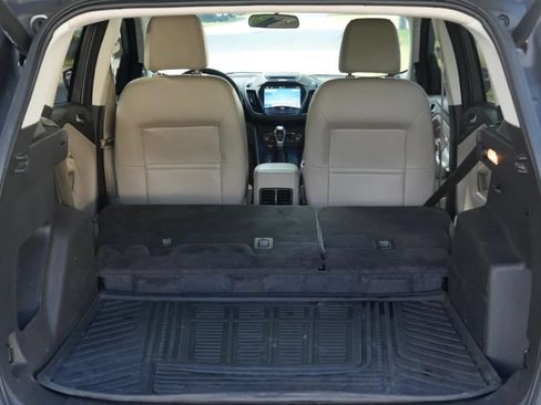 Used 2016 Ford Escape SE w/ SE Leather Comfort Package FWD image 12