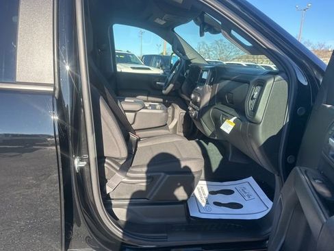 New 2026 Chevrolet Silverado 2500 Custom w/ Custom Value Package image 31