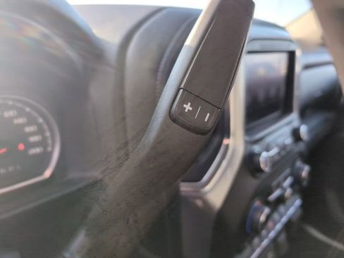 Used 2020 Chevrolet Silverado 1500 LT image 22