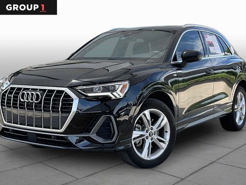 Used 2023 Audi Q3 2.0T Premium Plus w/ Premium Plus Package AWD/4WD image 1
