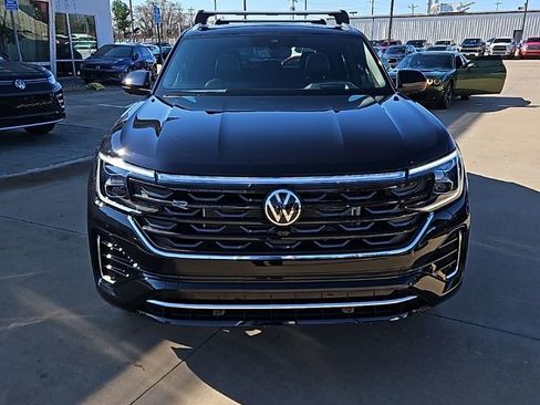 New 2026 Volkswagen Atlas Cross Sport SEL Premium R-Line AWD/4WD image 2