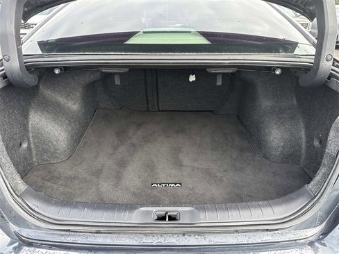 Used 2021 Nissan Altima 2.5 Platinum image 9