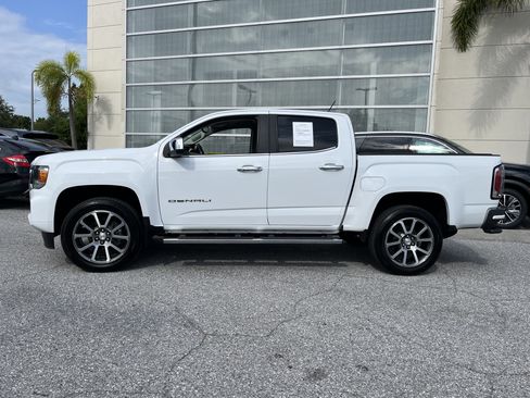 Used 2022 GMC Canyon Denali RWD image 5