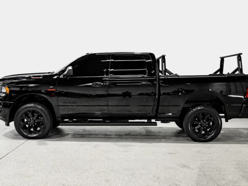 Used 2020 RAM 2500 Big Horn w/ Level 2 Equipment Group AWD/4WD image 9