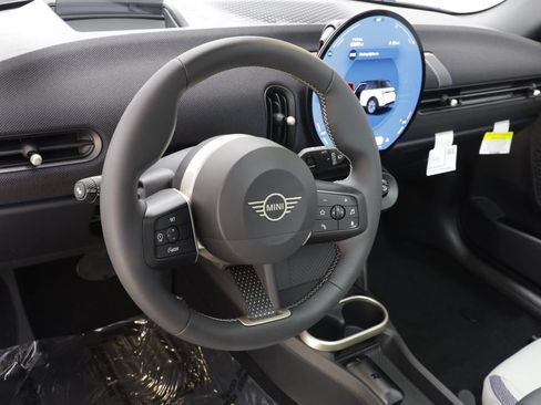 New 2026 MINI Cooper 4-Door Hardtop FWD image 8