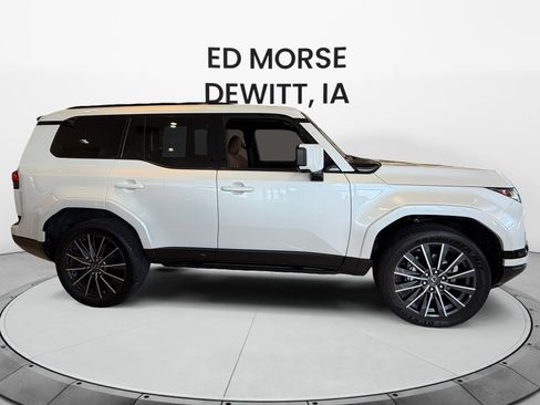 Used 2026 Lexus GX 550 w/ Accessory Package (2T) AWD/4WD image 6