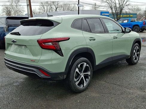 Used 2024 Chevrolet Trax RS image 7