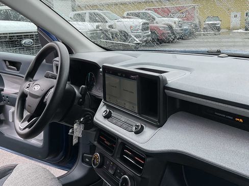 Used 2023 Ford Maverick XLT image 55