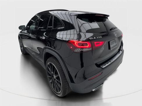Used 2023 Mercedes-Benz GLA 250 image 9