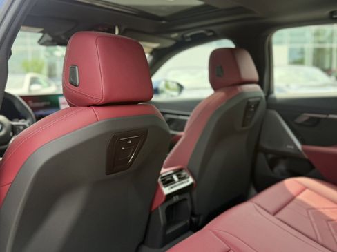 Certified 2025 BMW 530i RWD image 15