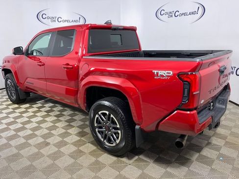 Certified 2025 Toyota Tacoma TRD Sport w/ TRD Sport Premium Package AWD/4WD image 4