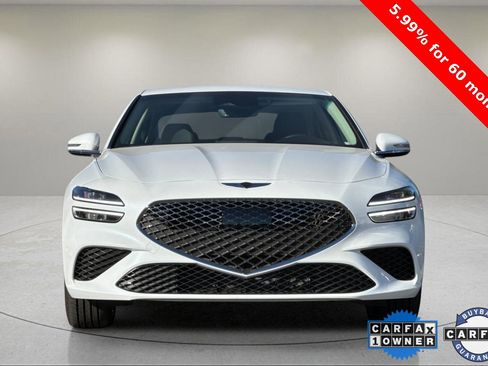 Used 2025 Genesis G70 2.5T image 8