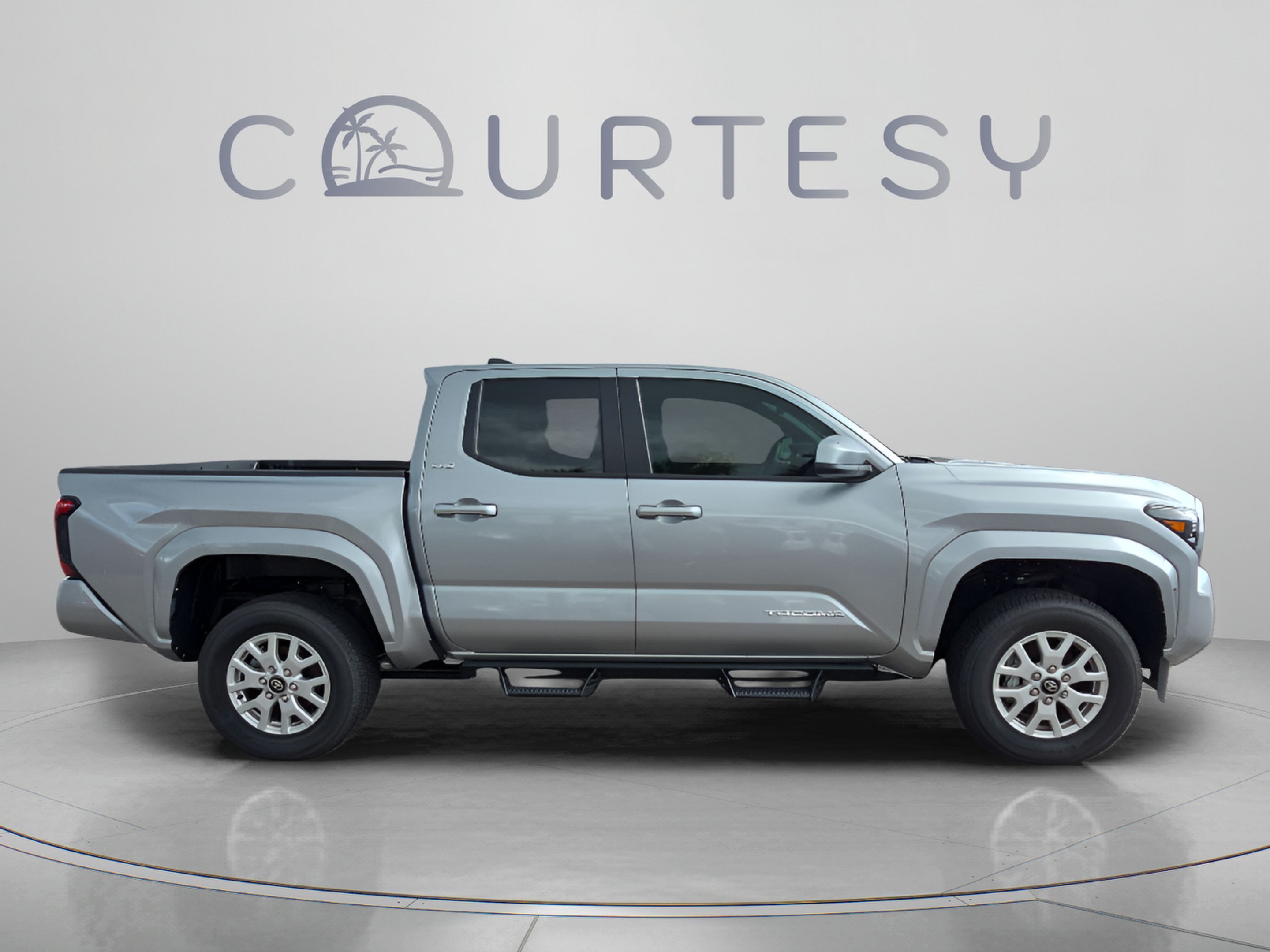 Certified 2026 Toyota Tacoma SR5 AWD/4WD image 8