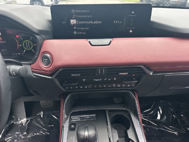 Used 2025 MAZDA CX-70 Plug-In Hybrid w/ Premium Plus AWD/4WD image 17