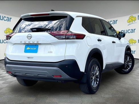Used 2023 Nissan Rogue S AWD/4WD image 6