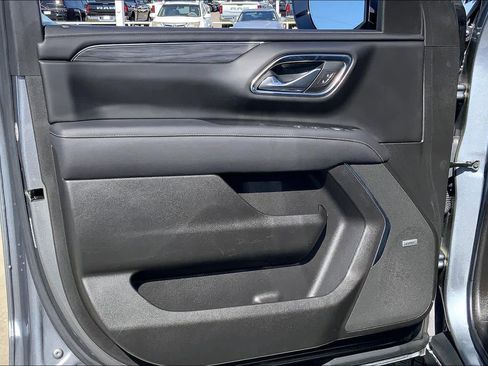 Used 2021 GMC Yukon SLT w/ Rear Media and Nav Package image 26