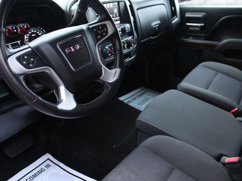 Used 2017 GMC Sierra 1500 SLE w/ SLE Value Package image 10