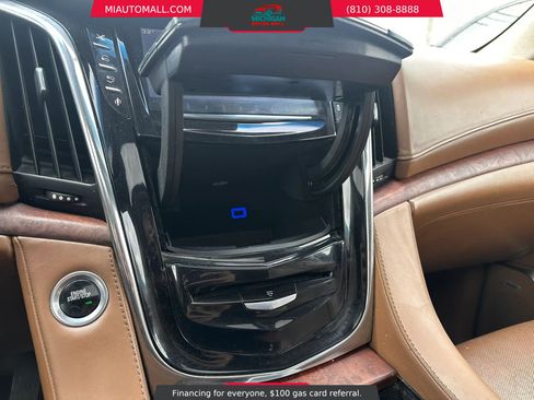 Used 2015 Cadillac Escalade ESV Platinum AWD/4WD image 17