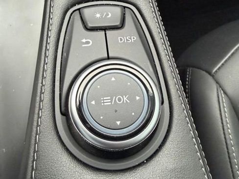 Used 2025 INFINITI QX50 Pure AWD/4WD image 14