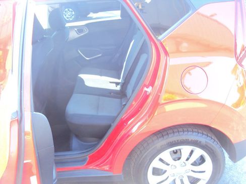 Used 2020 Kia Soul LX FWD image 9