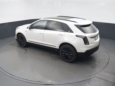 Used 2022 Cadillac XT5 Sportv w/ LPO, ONYX Package image 43