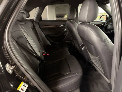 Used 2015 Audi Q3 2.0T Prestige w/ Prestige Package AWD/4WD image 31