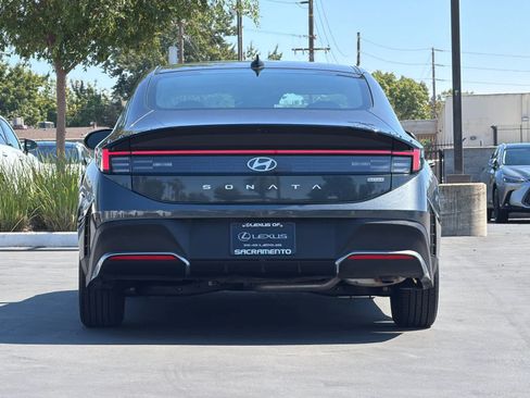 Used 2026 Hyundai Sonata Blue FWD image 8